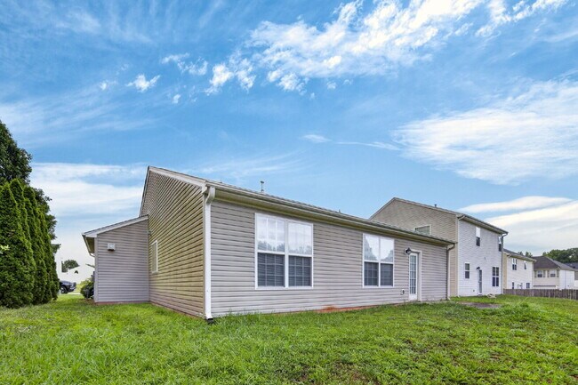 Building Photo - Available Now! Charming 3BR Ranch with 2-Car Garage Near Downtown Winston-Salem