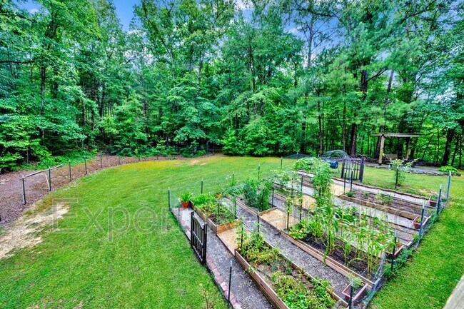 Building Photo - 2275 Blackjack Rd