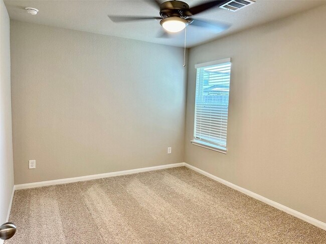 Building Photo - 2362 Tavo Trails Dr
