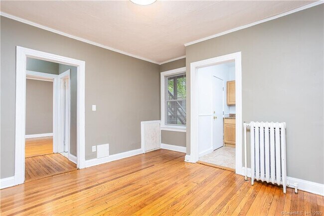 Building Photo - 28 Whitney St