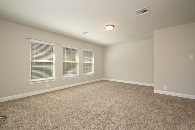 Building Photo - 27426 Camellia Trce