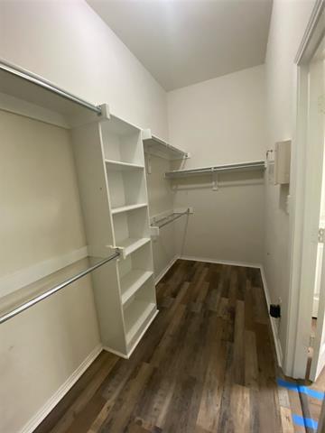 Building Photo - 320 Springtree St