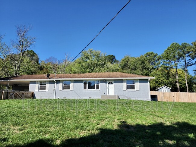 Primary Photo - 212 Margo Ln