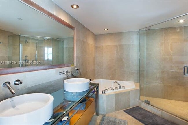 Building Photo - 6000 Indian Creek Dr