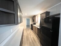 Building Photo - 46000 Geddes Rd
