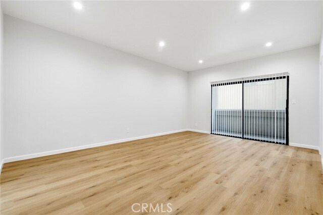 Building Photo - 2219 S Bentley Ave