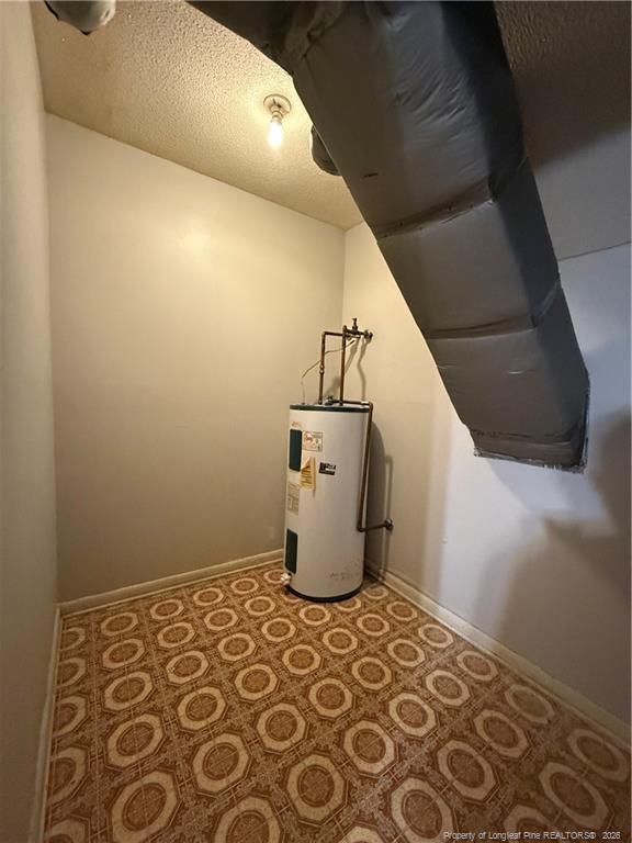 Building Photo - 5300 Foxfire Rd