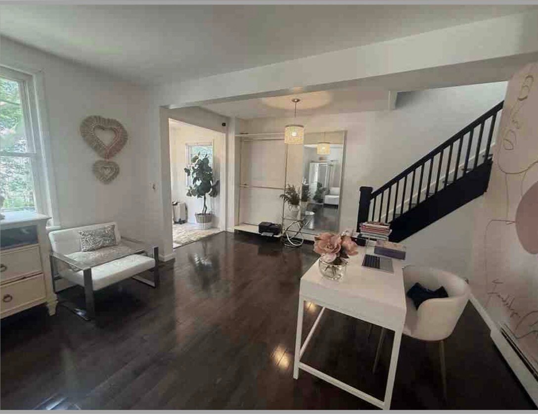 Building Photo - 30 Park St