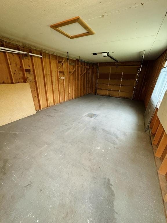 Building Photo - 821 1/2 N Ewing St