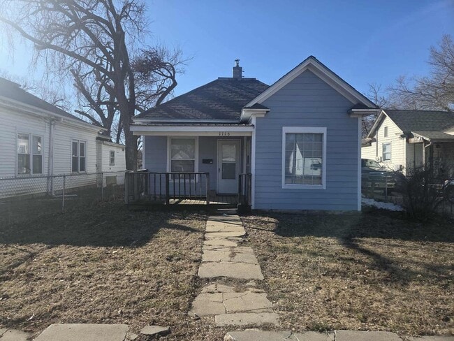 Building Photo - Updated home for a Great Price!