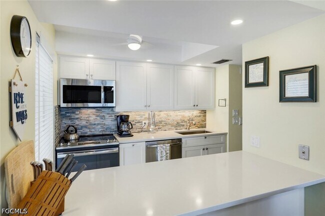 Building Photo - 25840 Hickory Blvd