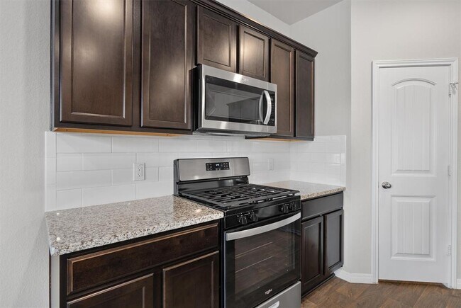 Building Photo - 493 Apache Plum Dr