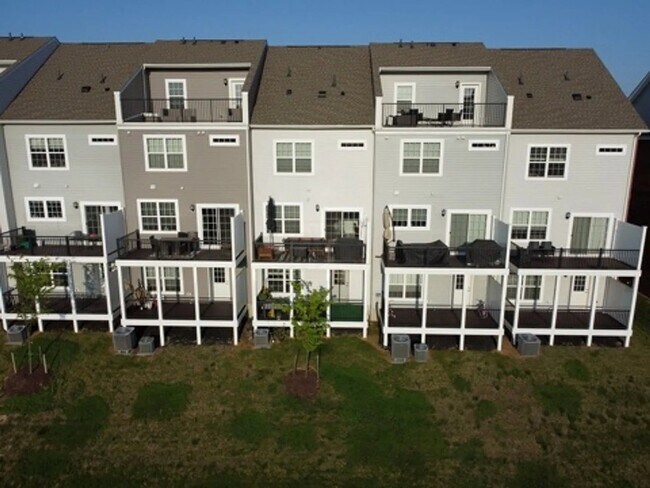 Building Photo - 7941 Potter Pl