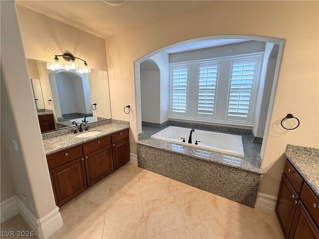 Building Photo - 464 Via Palermo Dr