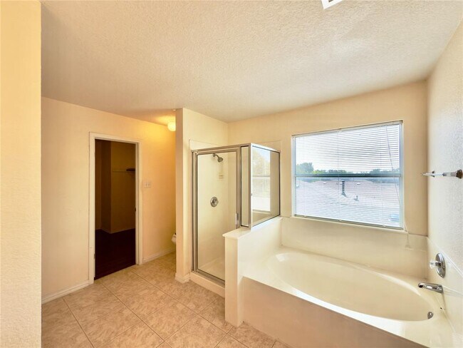 Building Photo - 17125 Dashwood Creek Dr