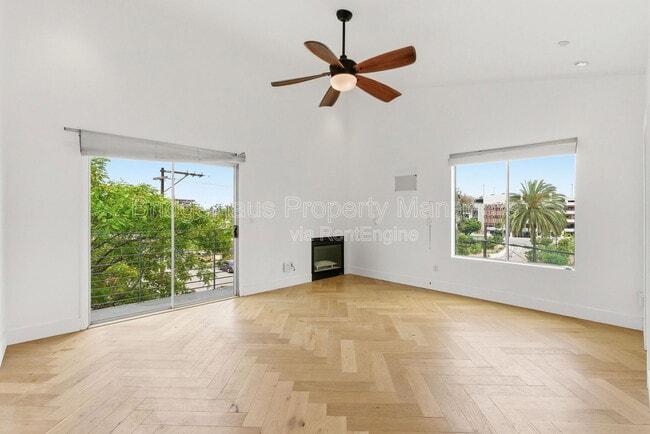Building Photo - 4147 Bachman Pl
