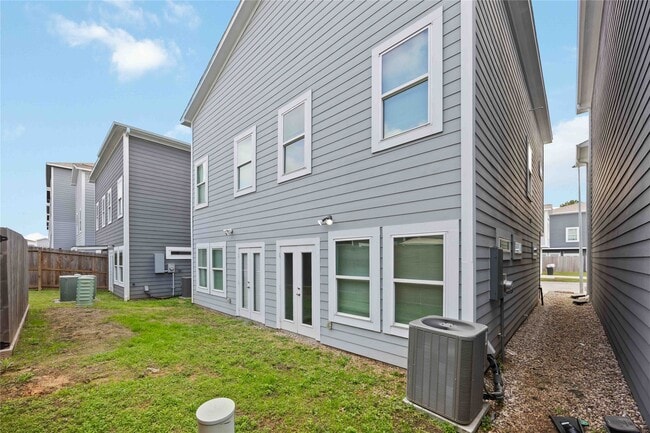 Building Photo - 4938 Paradigm Ln