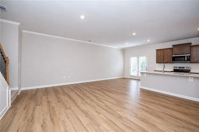 Building Photo - 24 Berryville Dr