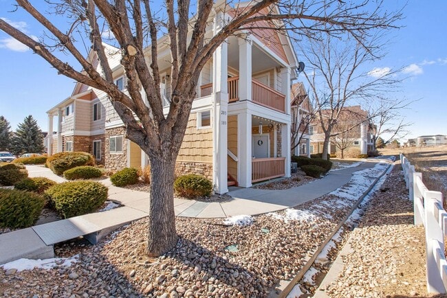 Building Photo - Bright and Spacious 2-Bedroom, 2-Bath Condo in South Loveland