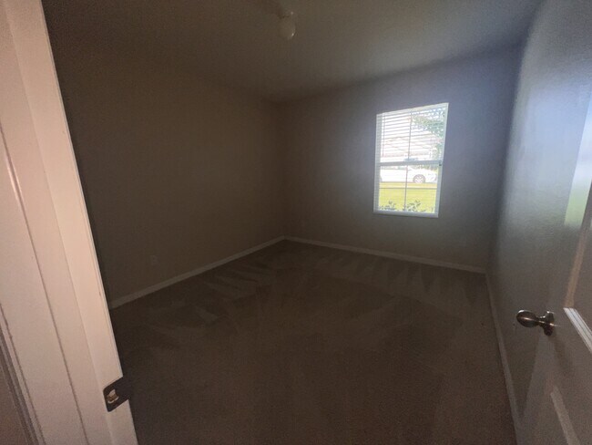 Building Photo - 9704 Pepper Tree Trl