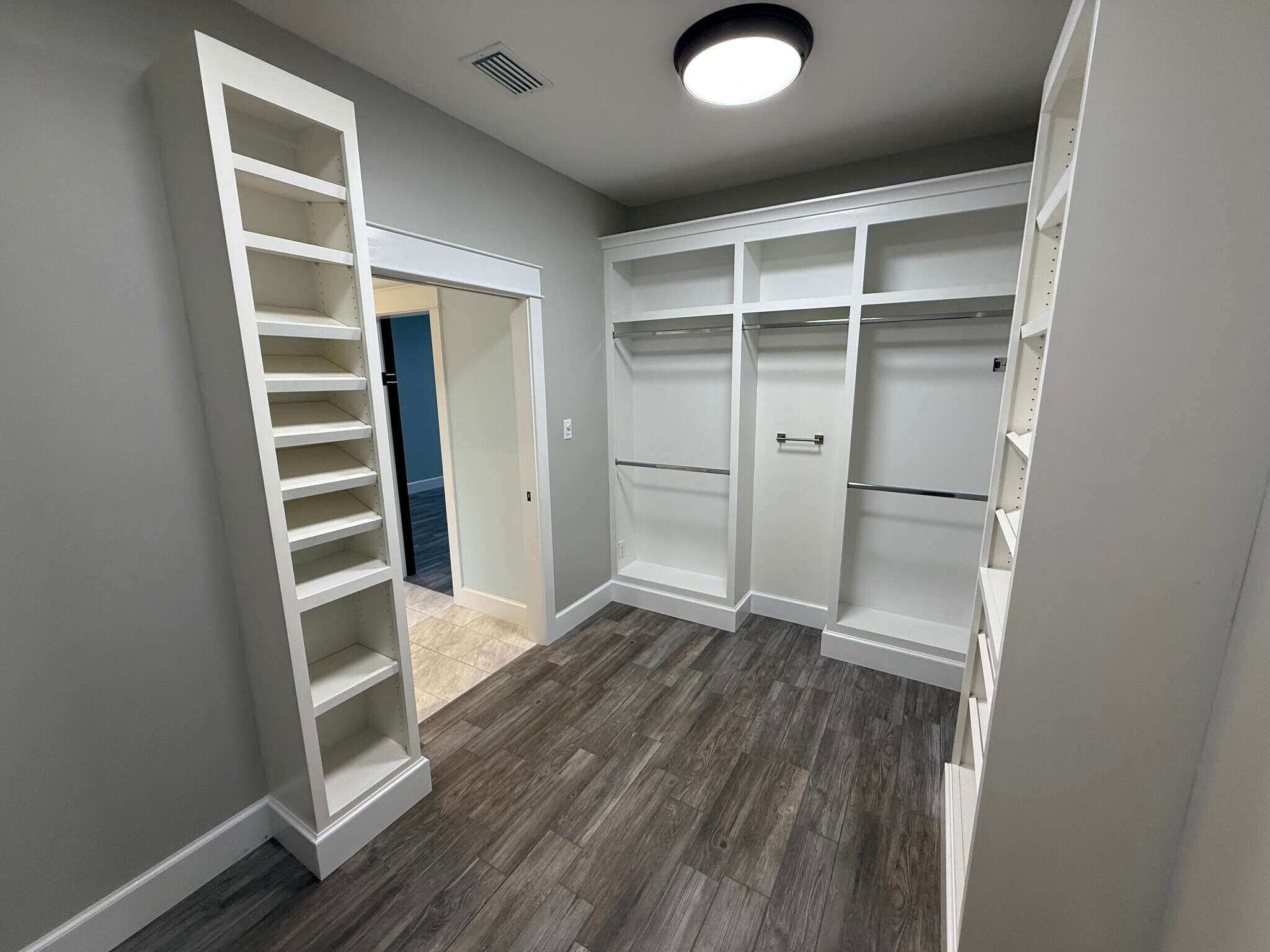 Building Photo - 1270 Dorado Way
