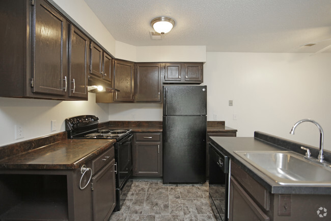 1 Bedroom w/Island Kitchen (Newly Remodeled) - Midtown Place Apartments