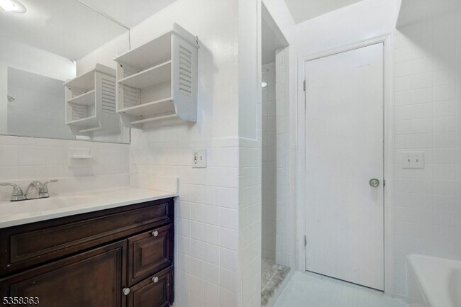 Building Photo - 26 Rawley Pl