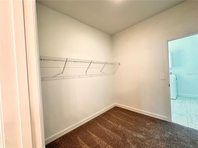 Building Photo - 17132 Holly Wl Ave
