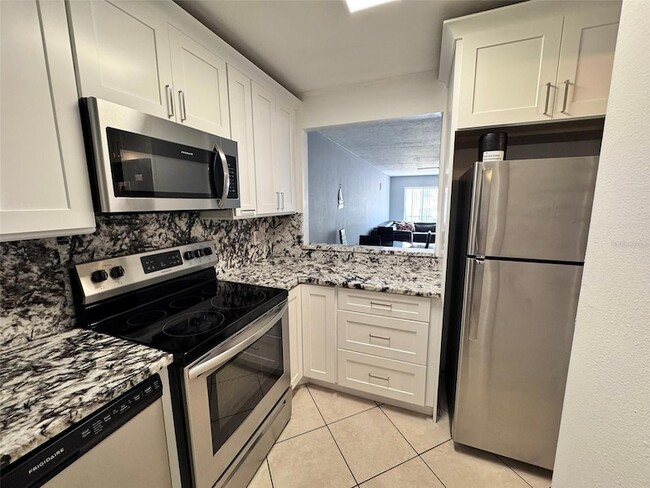 Building Photo - 2763 Woodgate Ln