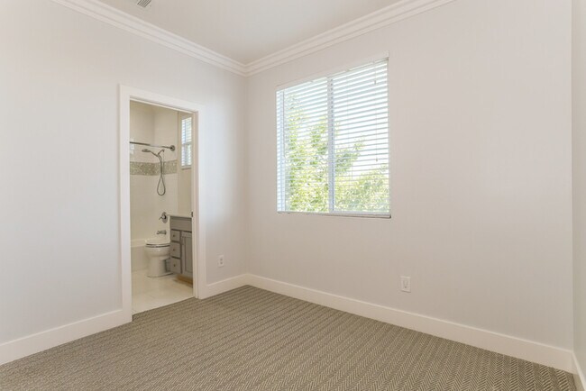Building Photo - 7808 Abbington Way