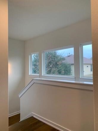 Building Photo - 6800 Menchaca Rd