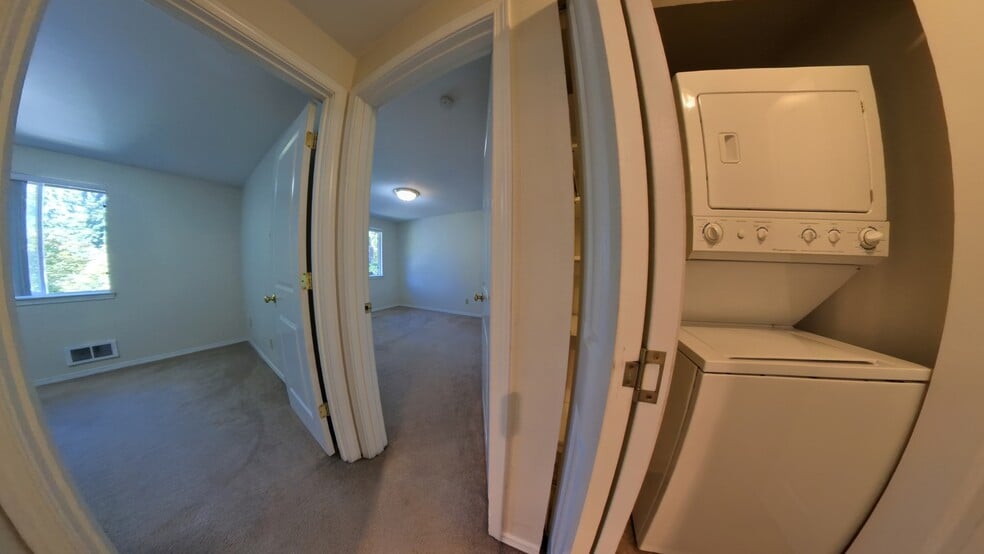 Bedrooms and Washer/Dryer - 20816 74th Ave W