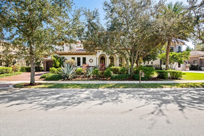 Building Photo - 7040 Long Leaf Dr