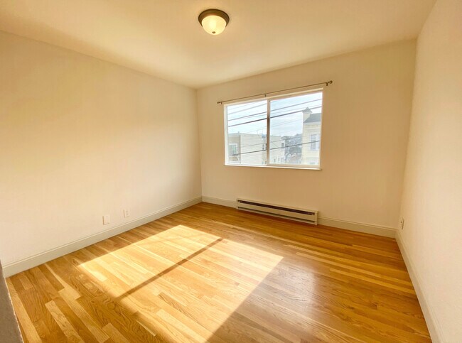 Building Photo - 4344 17th St