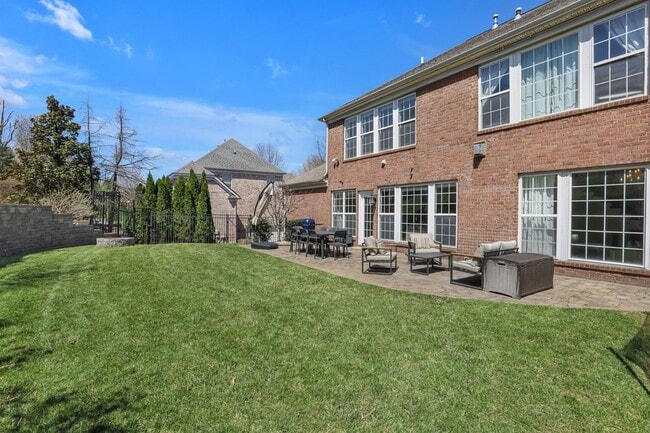 Building Photo - 3005 Coral Bell Ln