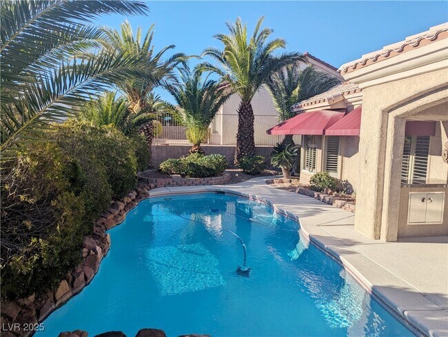 Building Photo - 2766 Hartwick Ln