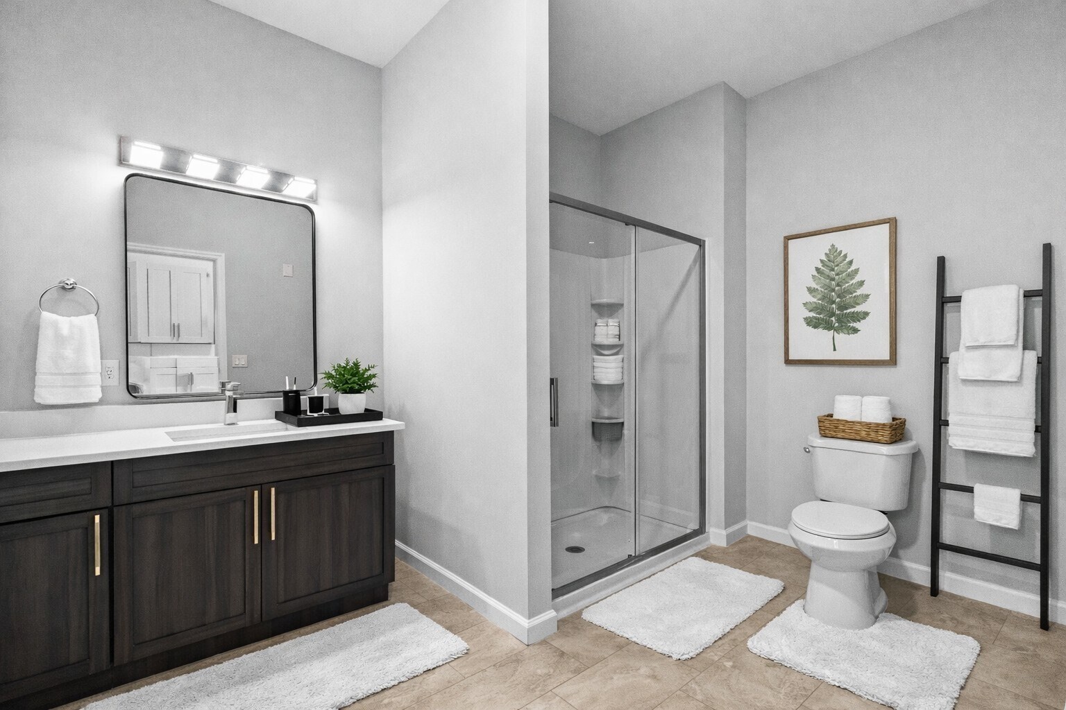 Building Photo - 208 W 7th St