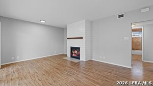 Building Photo - 8642 Fredericksburg Rd