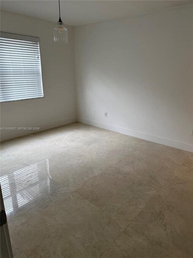 Building Photo - 14861 SW 104th St