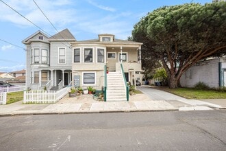 Building Photo - 1712 Stanton St - 2 bedroom | 1 bath | Low...