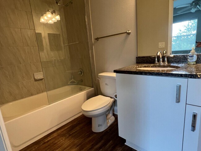 Building Photo - 2820 1st Ave S