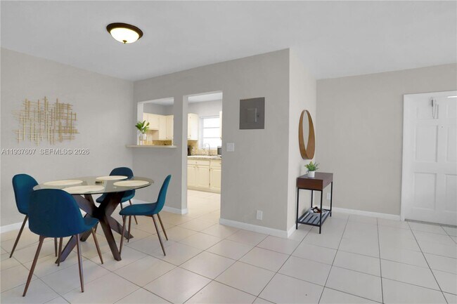 Building Photo - 1225 NE 136th Terrace