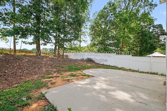 Building Photo - 2720 Bramble Ridge Ct