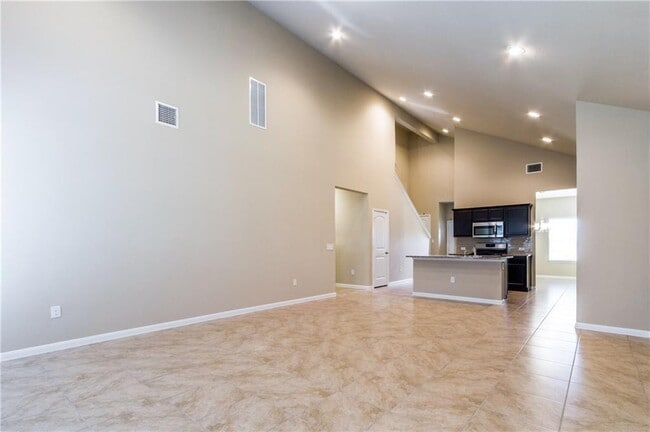 Building Photo - 6521 Ranchito Dr