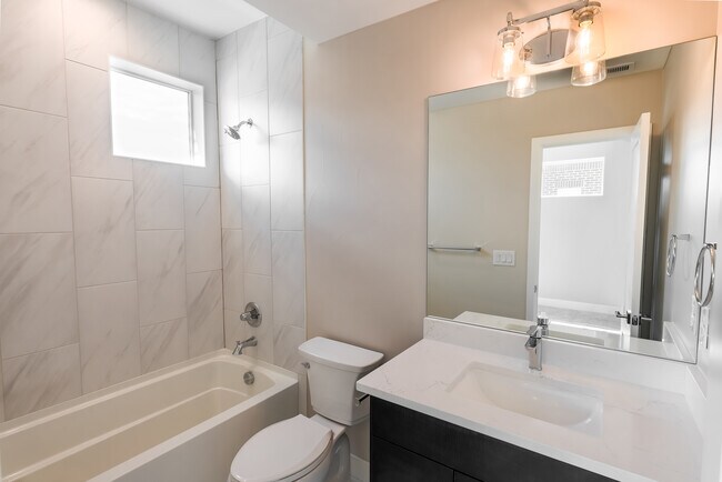 Building Photo - 1294 Stuart St