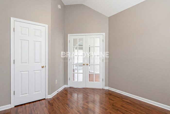 Building Photo - 1475 Far Dr