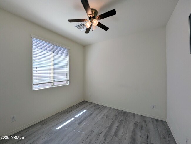 Building Photo - 2734 W Bowker St