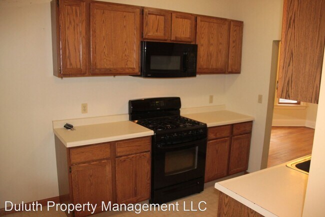 Building Photo - 4 br, 2 bath House - 2819 West 2nd Street