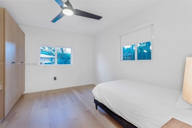 Building Photo - 535 NE 50th Terrace