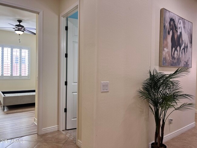 Building Photo - 2208 E Indian Wells Dr